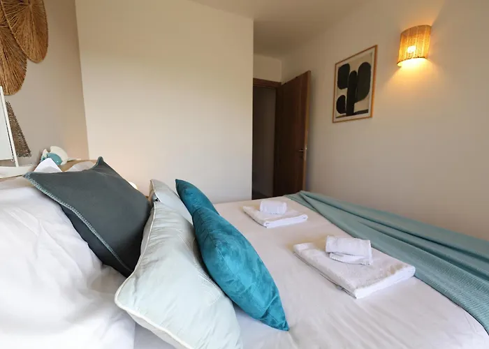 L'orizonte - T3 Vue Piscine Et 皮诺托里卡尔达雷洛